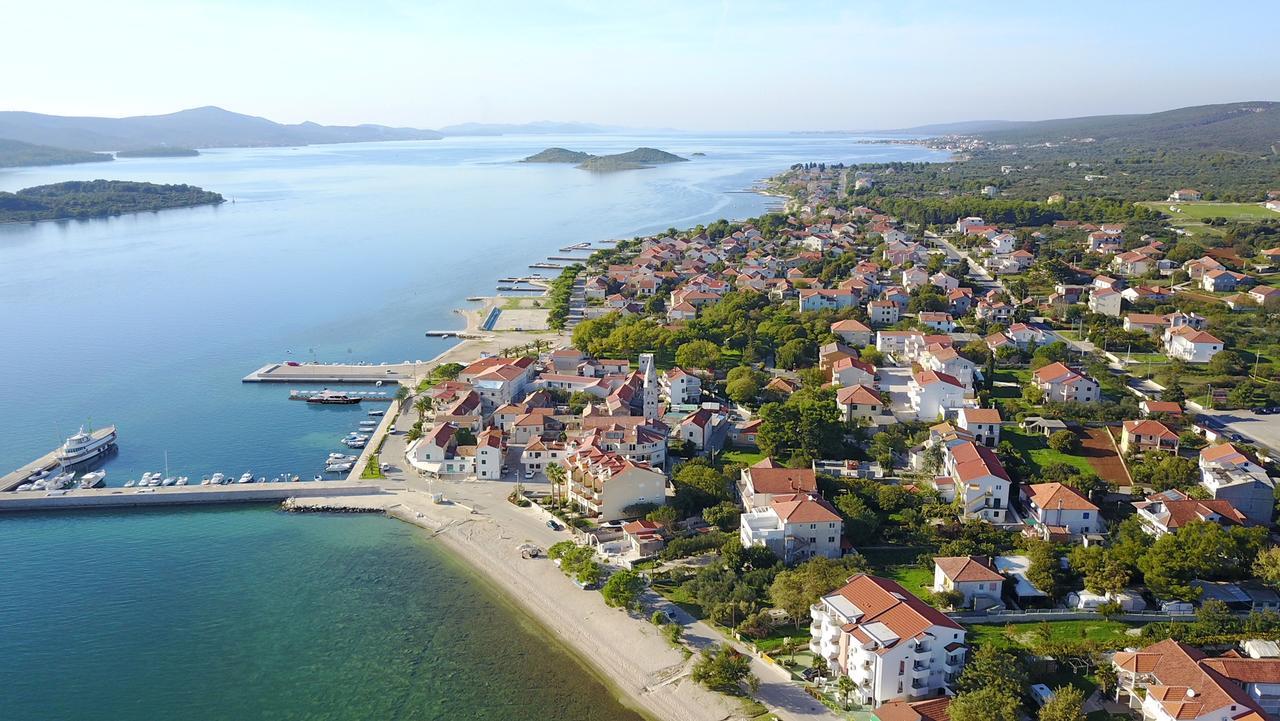 Torretta Palace Hotel Turanj Zewnętrze zdjęcie